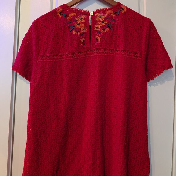 Women's Blouse - Picture 2 of 3